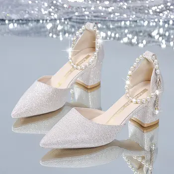 Елегантни Дамски сватбени обувки с остър пръсти и перли, Дамски обувки-лодка с каишка на щиколотке от мъниста, женски обувки на дебелите обувки с високи токчета за жени 2023