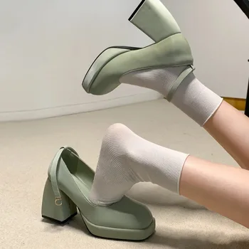Нови Светло зелени дамски обувки Mary Janes на висок Дебел Ток с Квадратни Пръсти, Елегантни Дамски Модерен черно-бели обувки-лодка Zapatos Mujer